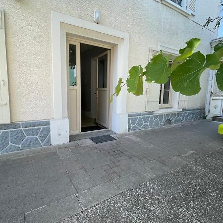 Le Logis De La Place Thouars Eksteriør billede